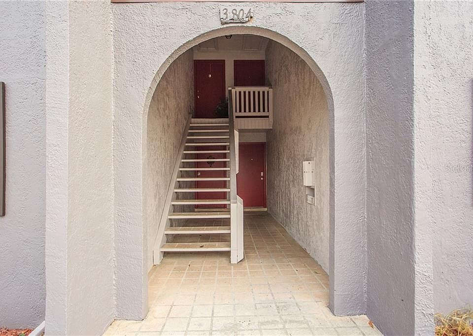 1st image of 3804 Cortez Dr APT B
