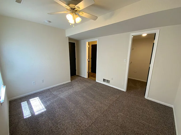 3602 Zinnia Dr — Photo 15