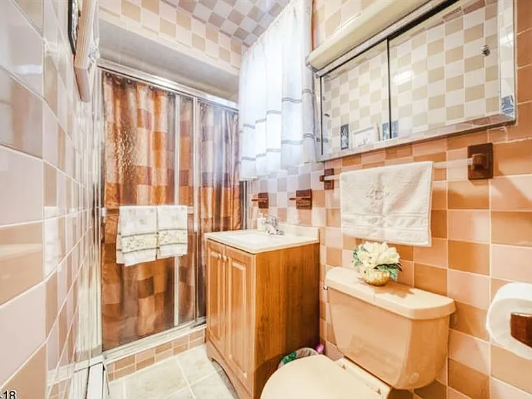 First floor Bathroom