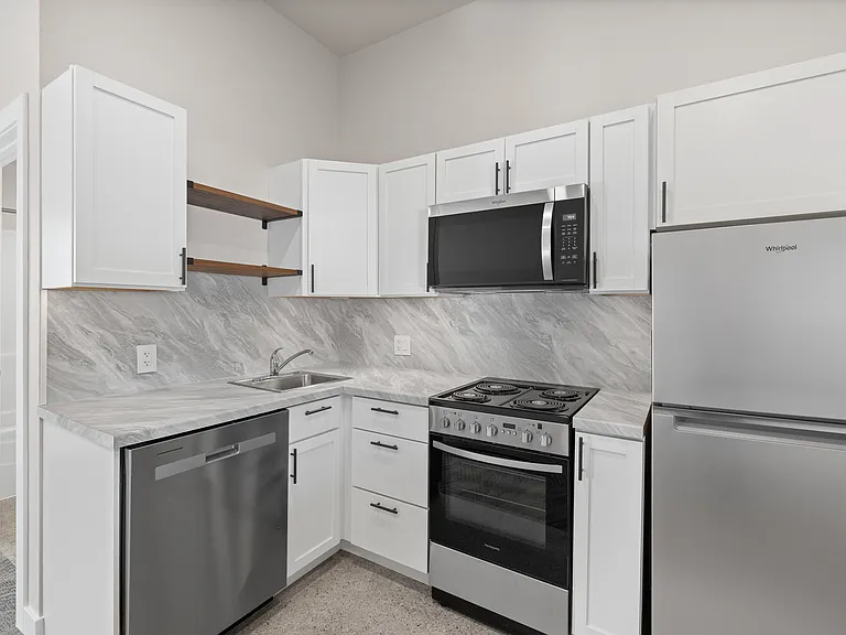 Ponderosa Apartments — Photo 5