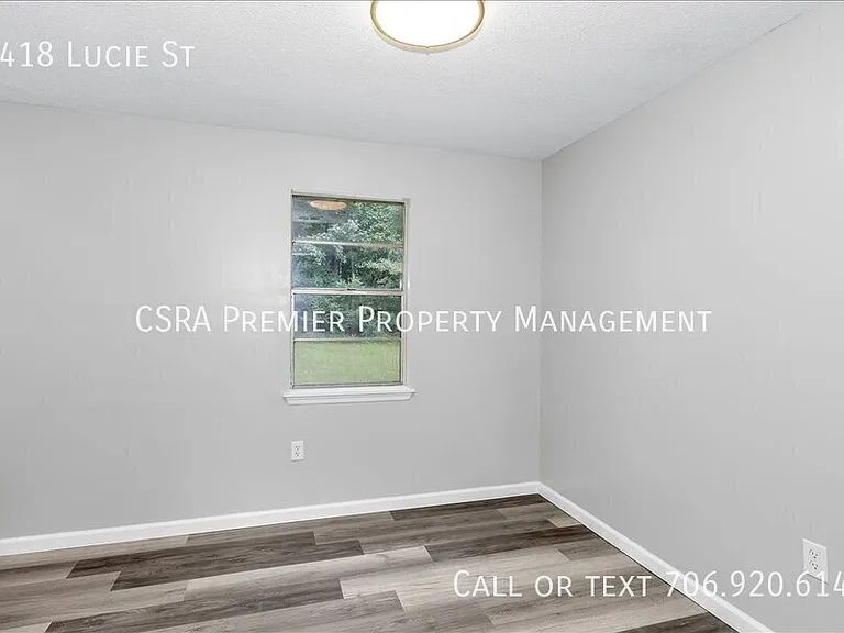 3418 Lucie St — Photo 6