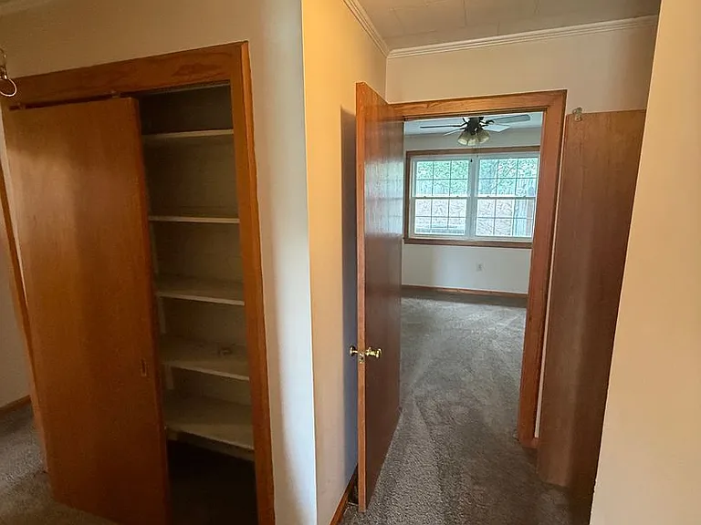 1010 Blount Ave — Photo 12