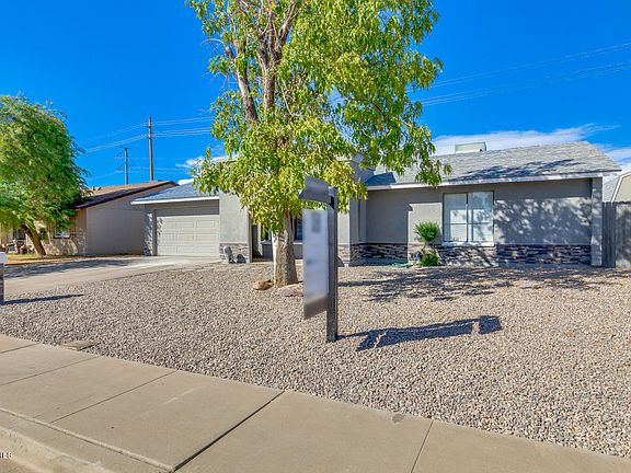 3rd image of 4128 W Camino Acequia
