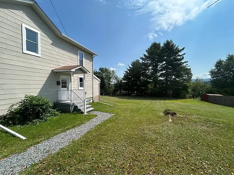 1010 Wood St — Photo 24