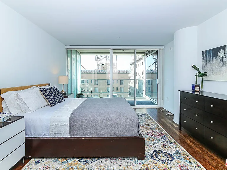 6250 Hollywood Blvd #11N — Photo 15