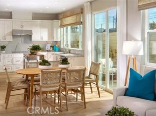 2826 Spreckels Ln, Redondo Beach, CA 90278