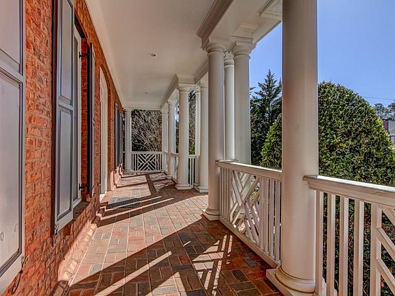 3rd image of 4497 Belvedere Pl SE