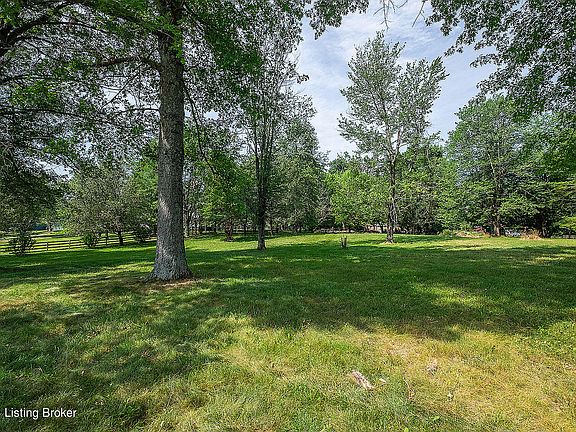2nd image of 3504 Rock Rose Ln