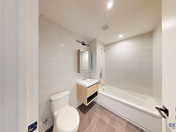 5th image of 43-25 52nd St #2M