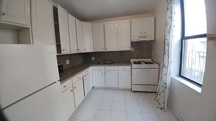 Rented by Downtown Mgt & Realty LLC