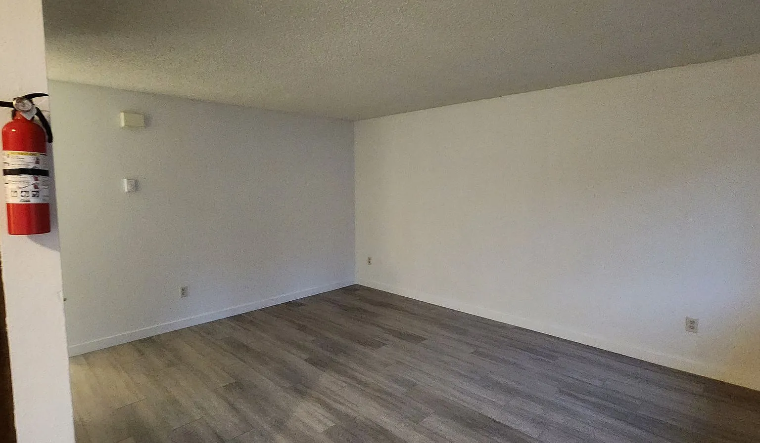 Adorable 2 Bed, 1 Bath in Medical Lake! — Photo 3