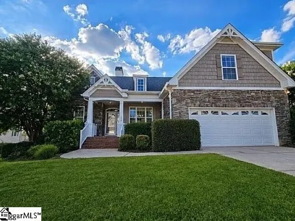 212 Medford Dr, Greer, SC 29650