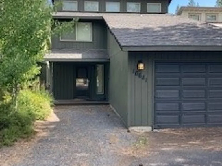 16681 Wagon Trl — Photo 1