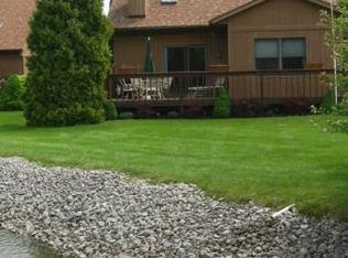 80 N Harbors End Dr #16A, Port Clinton, OH 43452