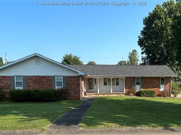 245 Aberdene Ln, Point Pleasant, WV 25550