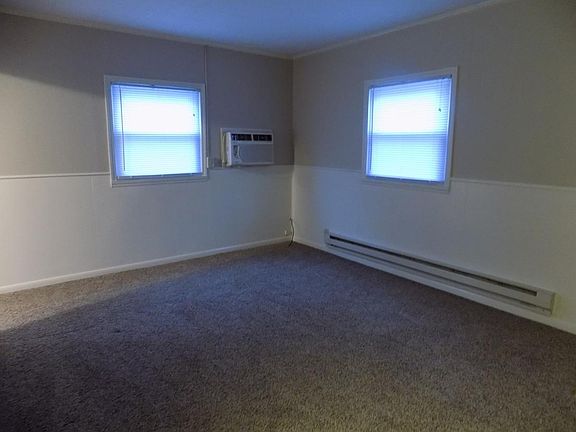3rd image of 1254 N Main St #Home