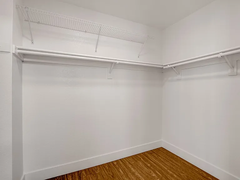 8005 Vision St — Photo 45