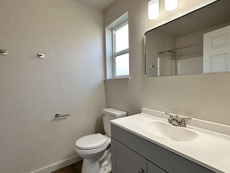 3-bedroom rental at 1000 Nw 10th St, Prineville, OR