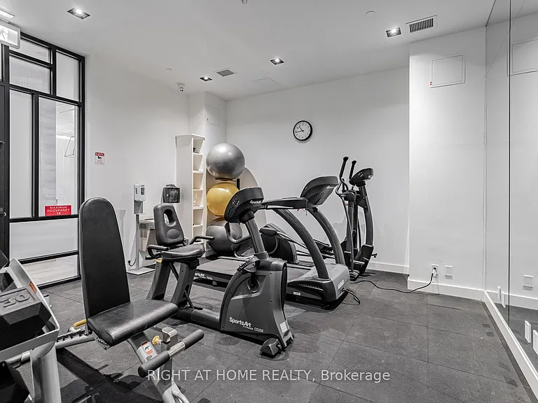 1630 Queen St E #211 — Photo 10