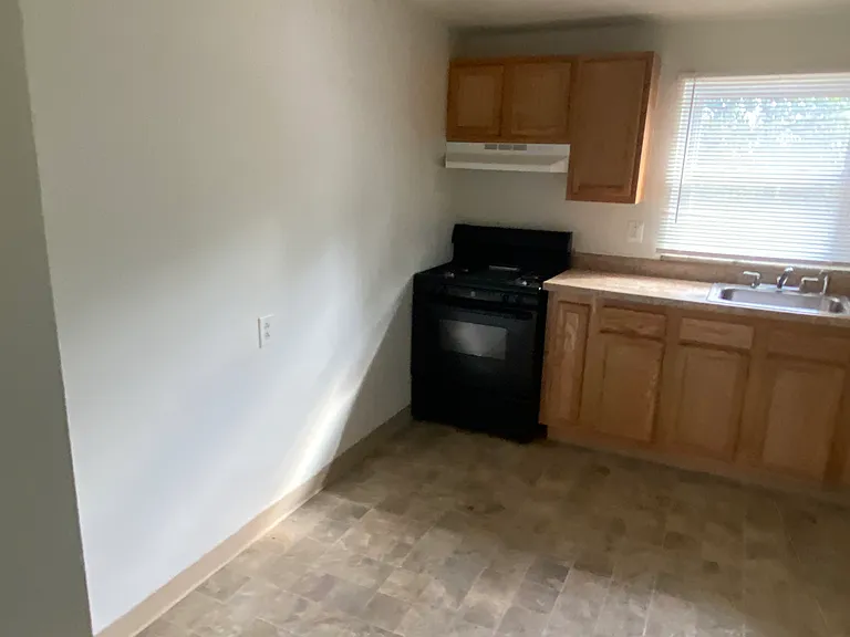 733 Darlington Rd — Photo 5