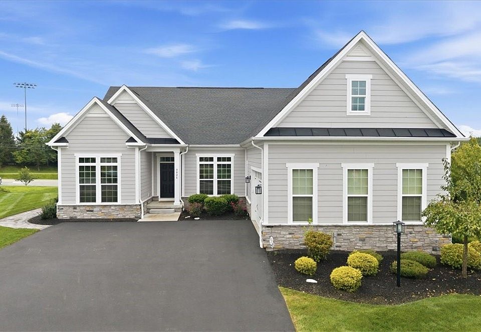 1st image of 3026 Spruce Rd