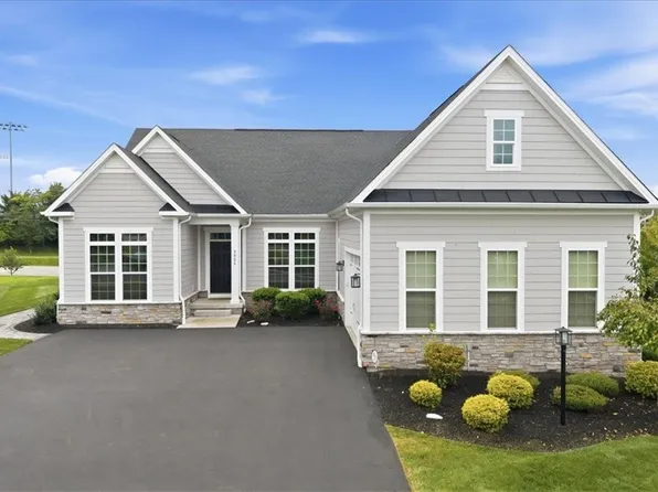 3026 Spruce Rd, Gibsonia, PA 15044