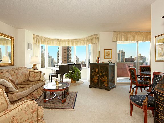 2nd image of 44 W 62nd St APT 17A