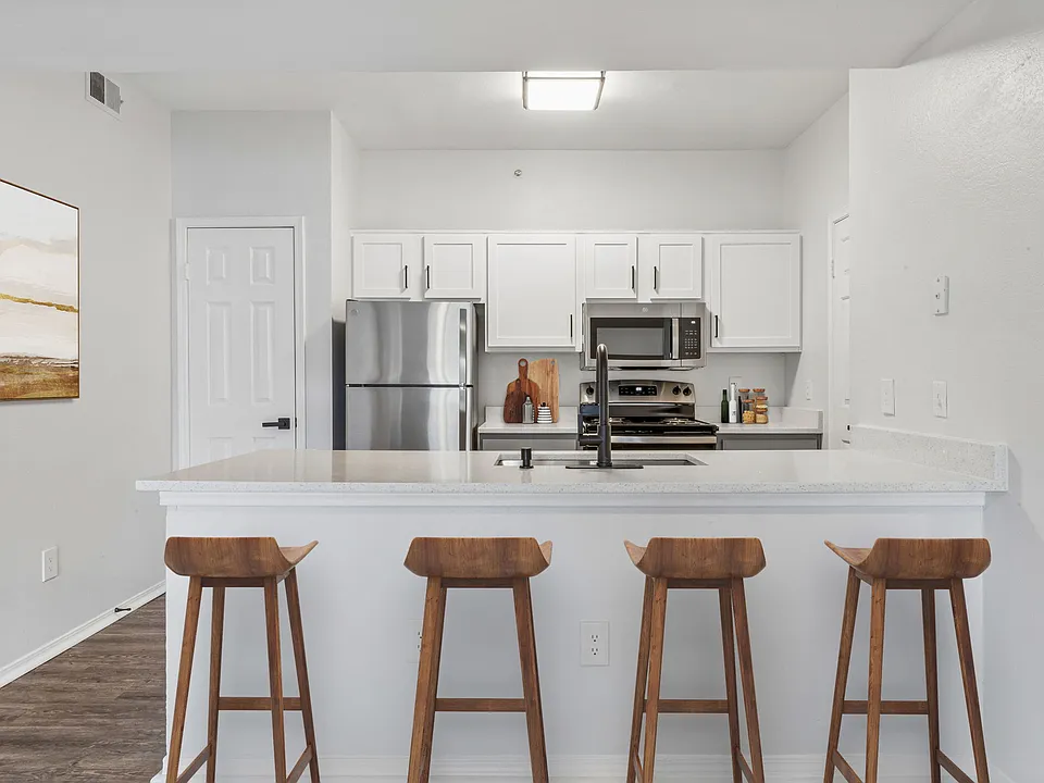 530 Buckingham