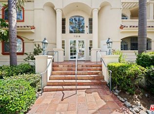 7218 Hillside Ave Unit 202, Los Angeles, CA 90046
