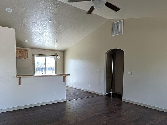4th image of 1179 Homestead Dr
