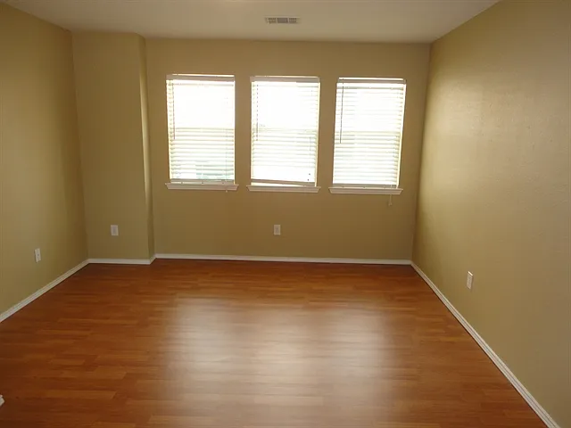 732 Fox Hunt Trl — Photo 6