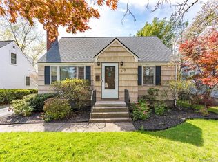 222 Pershing Ave, New Britain, CT 06053