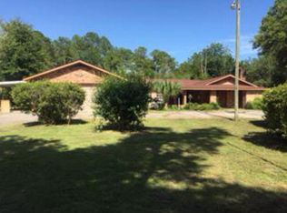 9340 Hammock Rd, Elberta, AL 36530