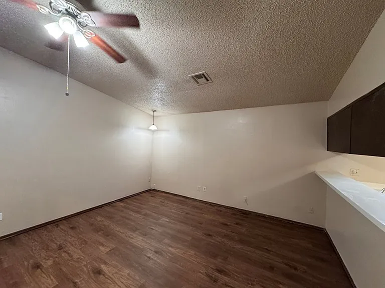 8217 S Klein Ave — Photo 6