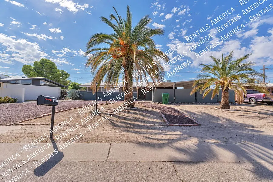 1311 W Wheatridge Dr