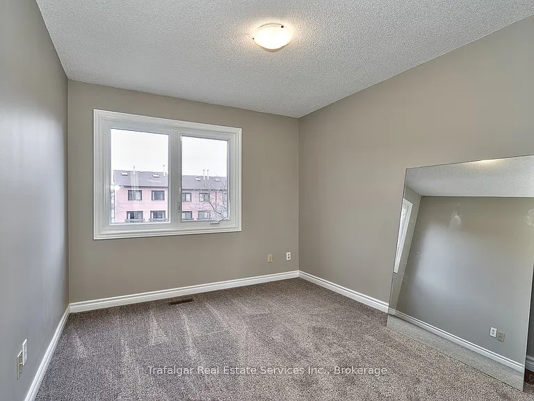 1100 Queens Ave #17 — Photo 14