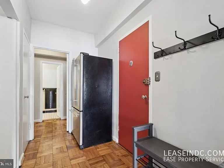 1 Scott Cir #502 — Photo 12