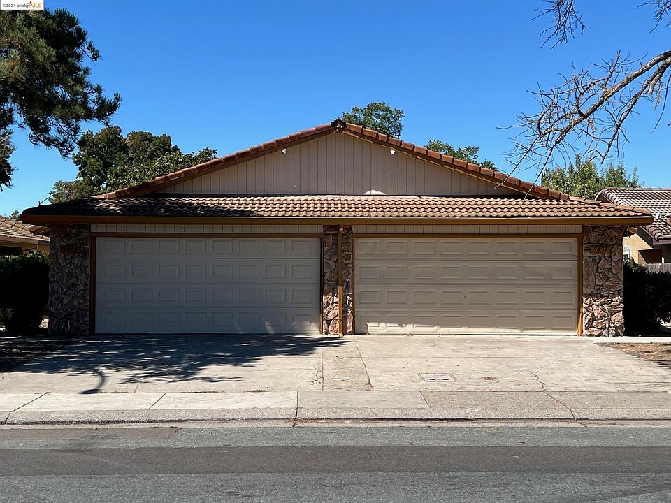1st image of 9437 Fox Creek Dr