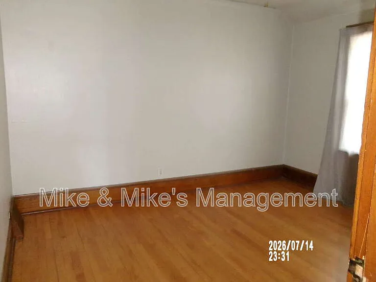 2124 N 60th St — Photo 16