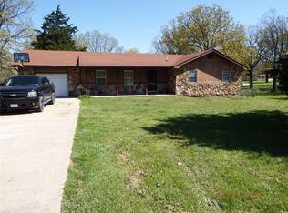 502 Spruce St, Dixon, MO 65459