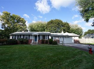 145 Stonedale Rd, Warwick, RI 02889