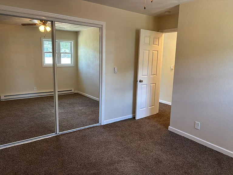 624 S Main St — Photo 10