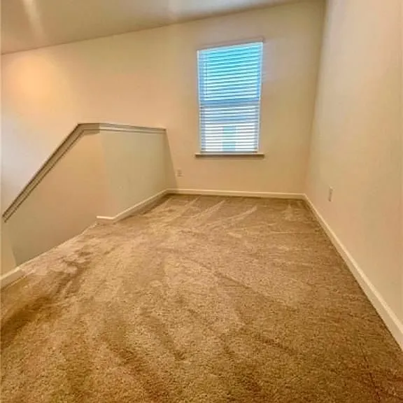 683 Evergreen Rd — Photo 29