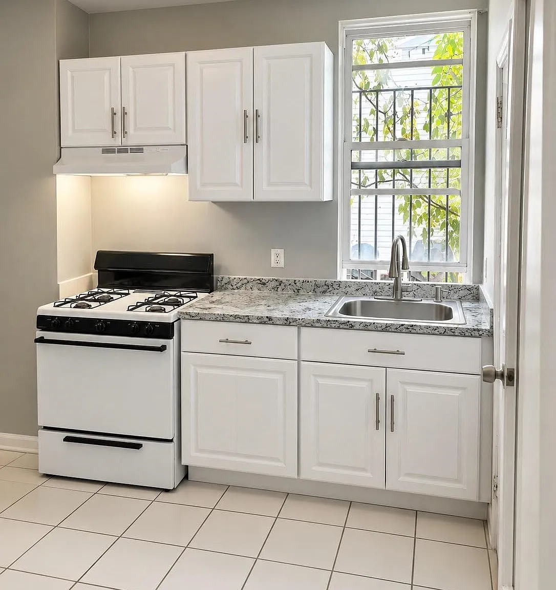 1 bed, 1.0 bath, $1,700 — Photo 1