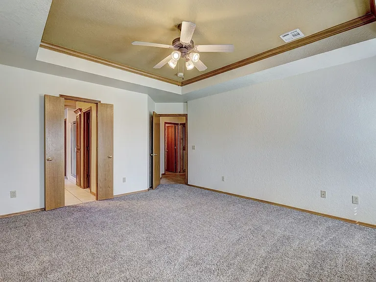 4008 Morningstar Dr — Photo 46