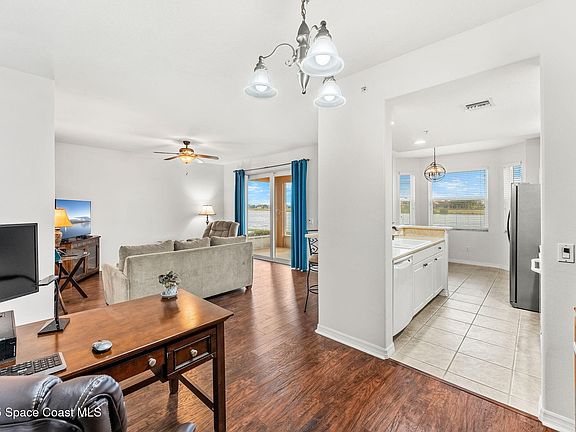 4th image of 6838 Toland Dr APT 103