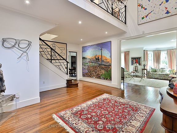 3rd image of 12 Shorncliffe Ave