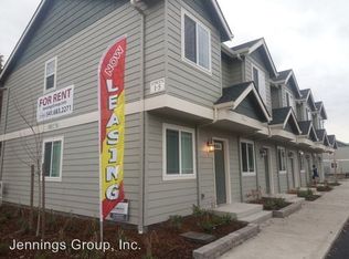 1928 5th St, Springfield, OR 97477