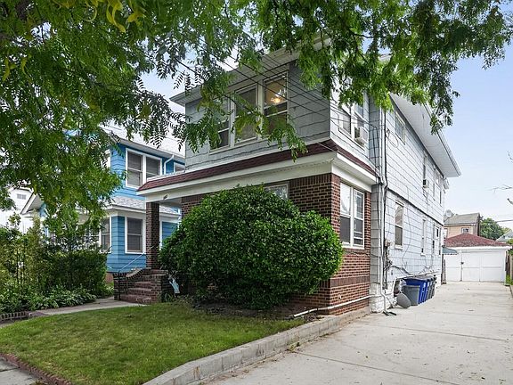 2nd image of 937 E 39th Street