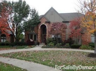 3517 Shakespeare Dr, Troy, MI